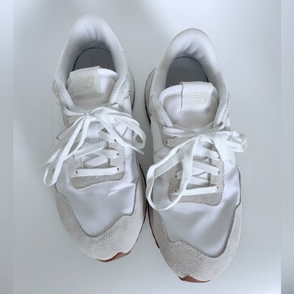 New Balance Women's Sneakers - Picture 3 of 6